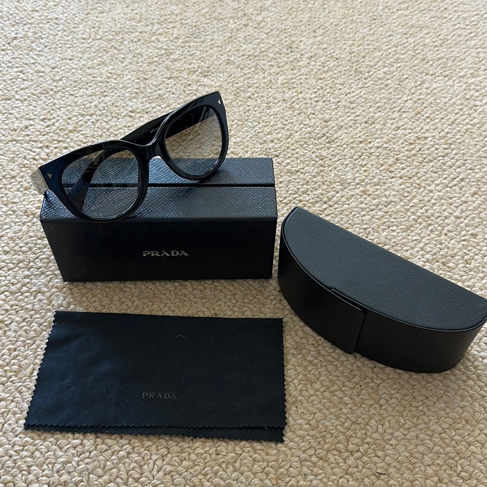 PRADA Round Sunglasses SPR 170 Black